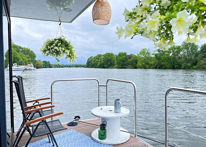 Hausboot Boetje Botel Hamburg